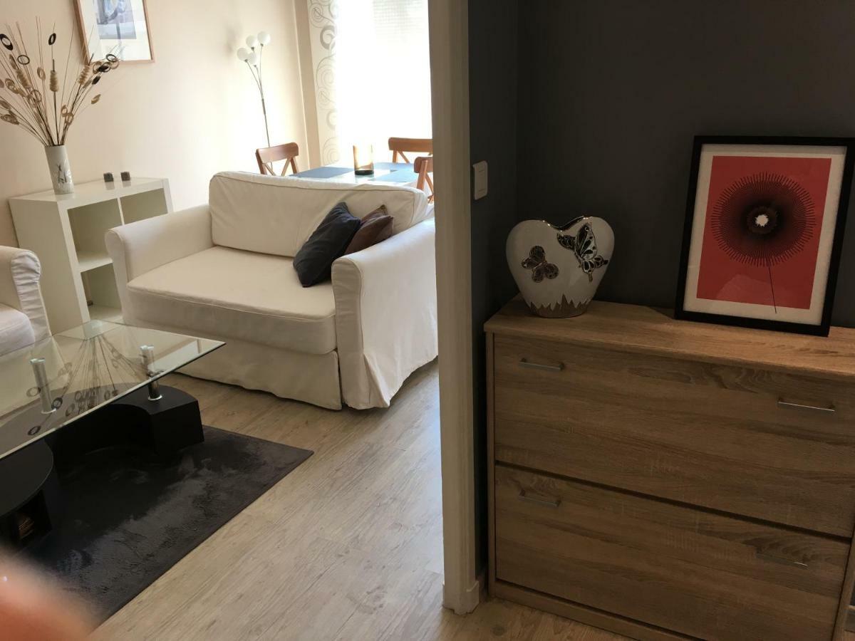 Cosy One-Bedroom Apartment -Stayinantibes- Le Cosy Bagian luar foto